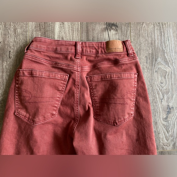 American Eagle super high rise burnt red mom jeans 90% cotton size 2 - Picture 6 of 13